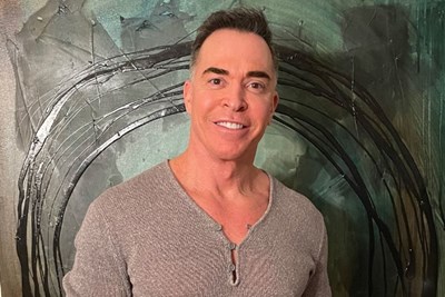 Navigating the Beauty Industry Shift: Reflecting on 2023’s Success, Anticipating 2024’s Potential